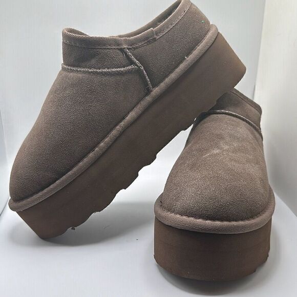 CUSHIONAIRE Women's Genuine Suede Cozy Mule Platform +Memory Foam 9 TAUPE - Picture 7 of 7